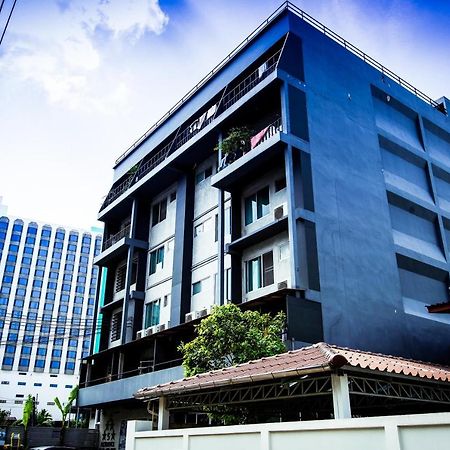 Хостел Five Stars Ratchada 19 Бангкок Екстер'єр фото
