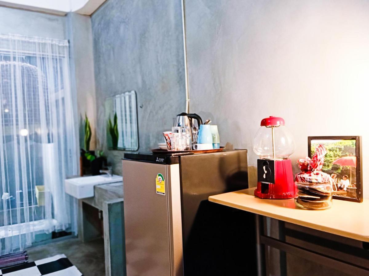 Хостел Five Stars Ratchada 19 Бангкок Екстер'єр фото
