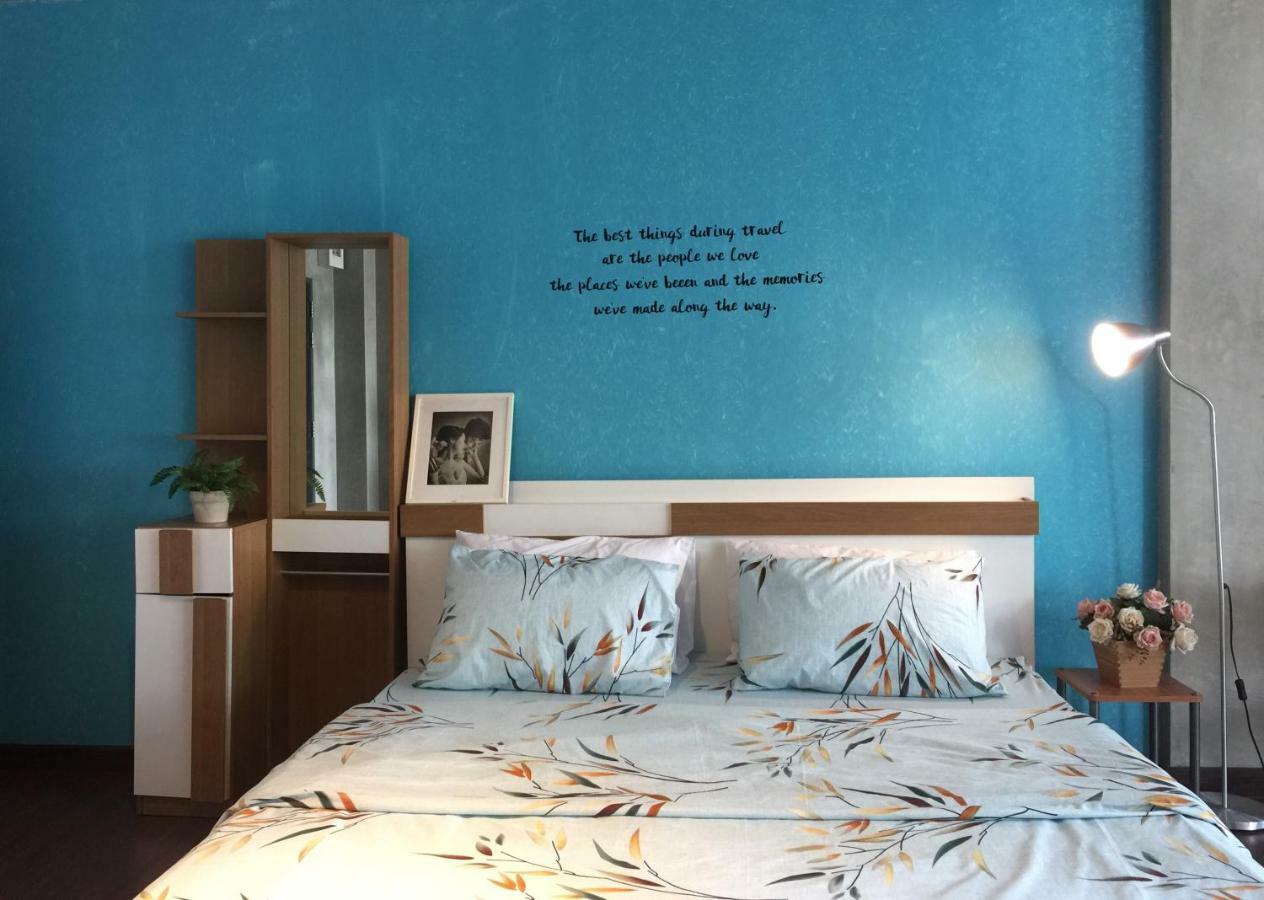 Хостел Five Stars Ratchada 19 Бангкок Екстер'єр фото